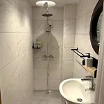 Mytripinparis - Fully Renovated Historical Daire *