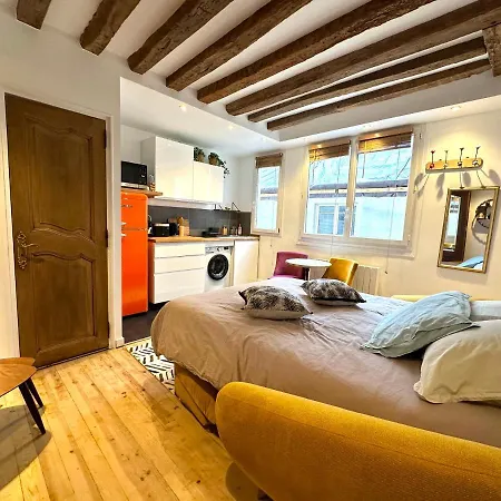 Mytripinparis - Fully Renovated Historical Párizs
