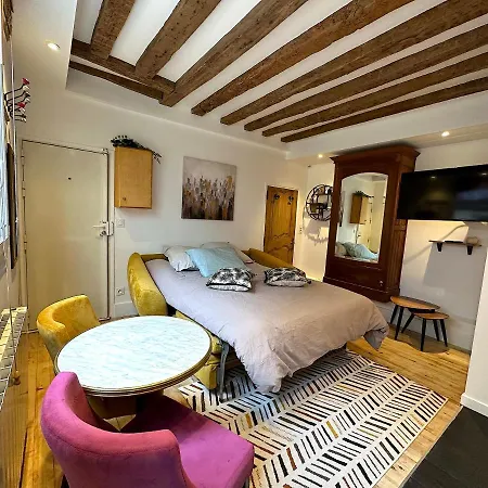 Mytripinparis - Fully Renovated Historical Apartman *